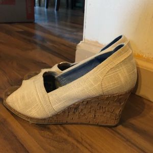 TOMS Women's Classic Espadrille Wedge Sandal